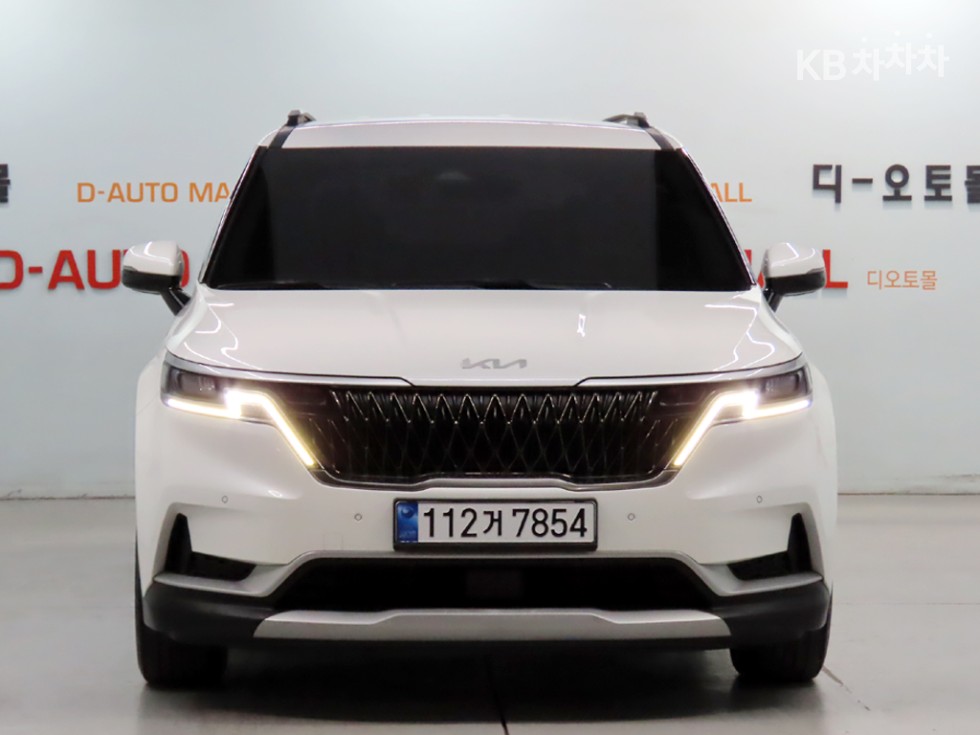 2022 - kia carnival