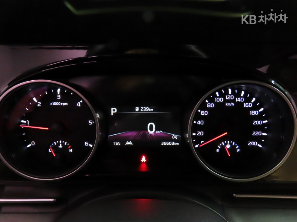 2022 - kia carnival