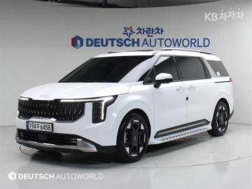 Kia Carnival Diesel 9-Seater Signature — foto 1