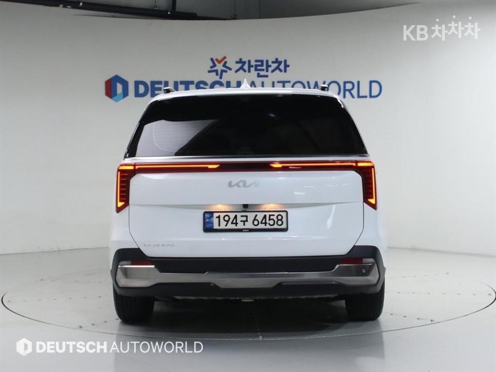 2024 - kia carnival