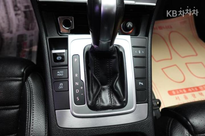 Volkswagen CC 2.0 TSI 10