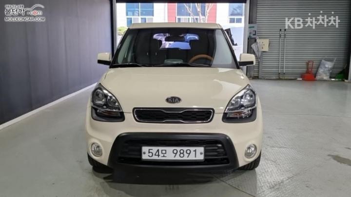 Kia Soul 1.6 GDI Luxury Base Type 4