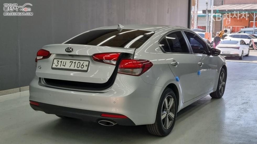 2018 - kia k3