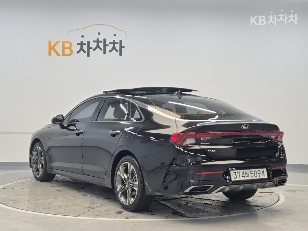 2021 - kia k5
