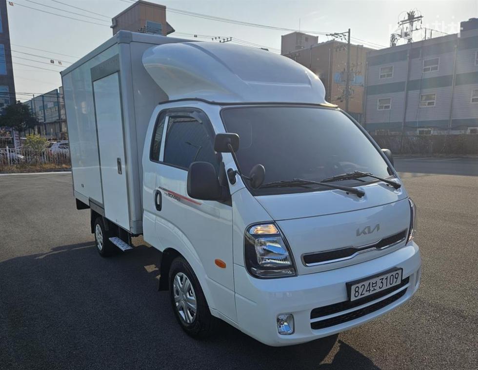 2024 - kia bongo iii