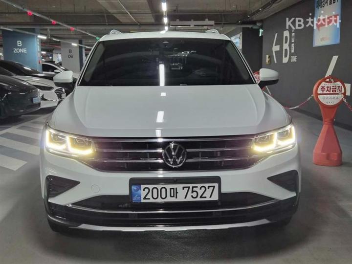 Volkswagen Tiguan 2.0 TDI Prestige 3