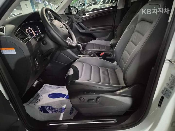 Volkswagen Tiguan 2.0 TDI Prestige 7