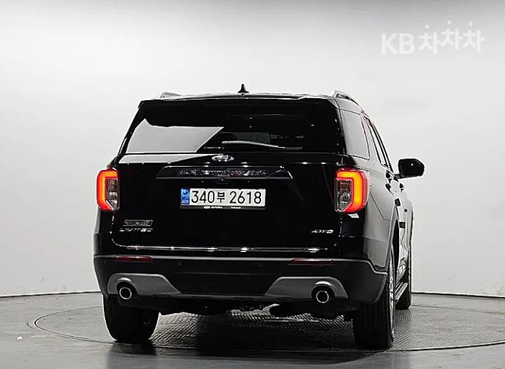 Ford Explorer Gasoline Turbo 2.3 AWD Limited 5