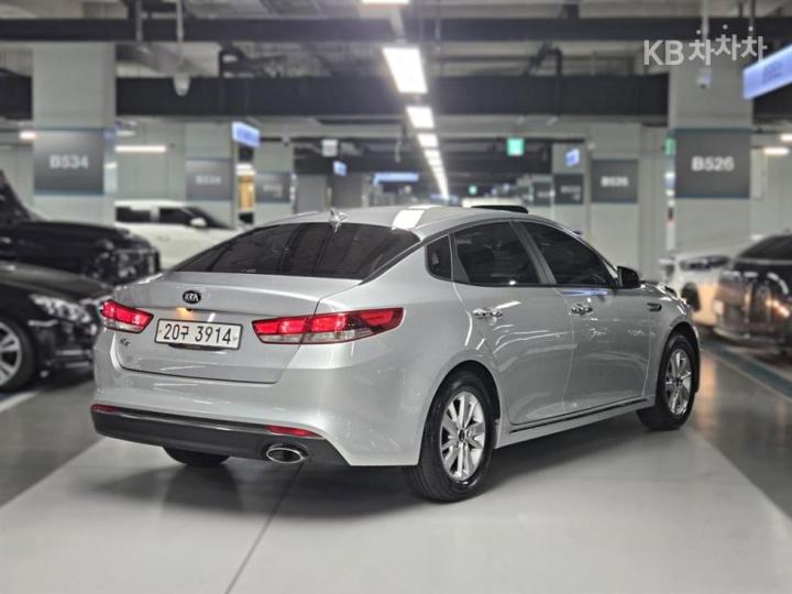 Kia K5 2.0 LPI MX Luxury 3