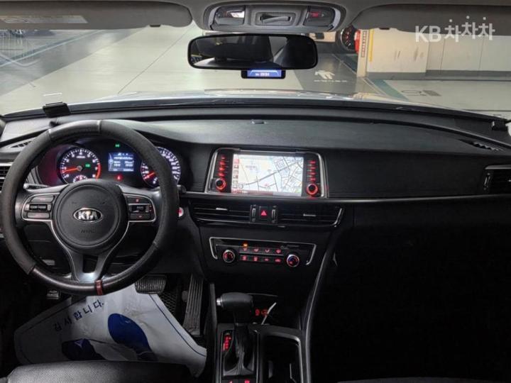 Kia K5 2.0 LPI MX Luxury 8