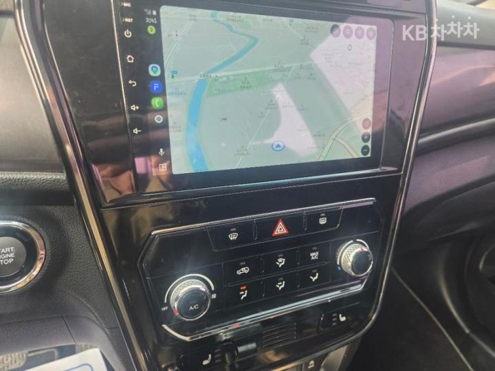 KG Mobility (Ssangyong) Tivoli Gasoline V1 2WD Base Type 9