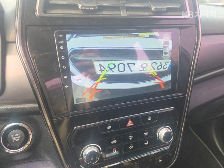 KG Mobility (Ssangyong) Tivoli Gasoline V1 2WD Base Type 10