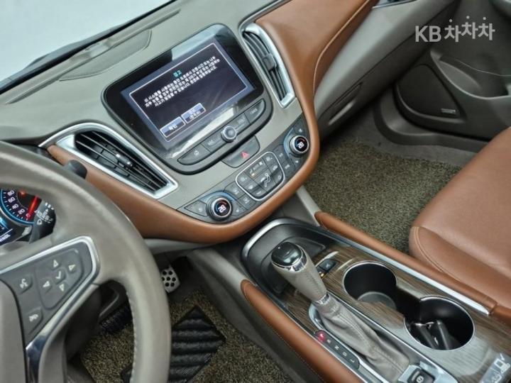 Chevrolet Malibu 2.0 Turbo LTZ Premium 8