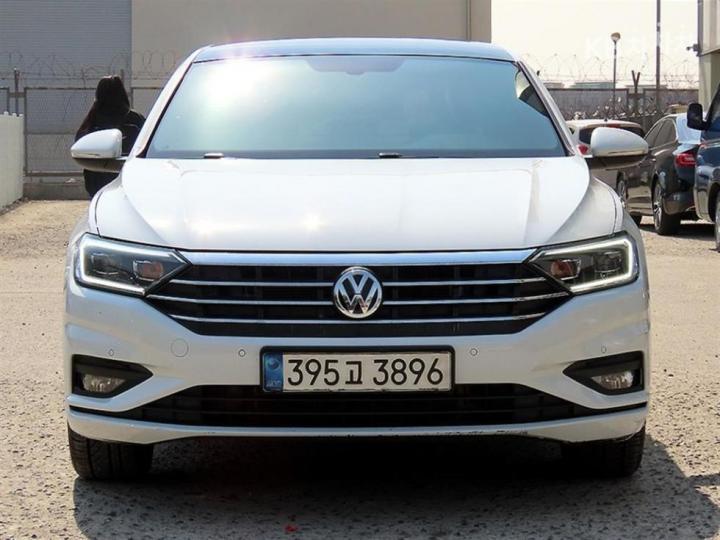 Volkswagen Jetta The 1.4 TSI Prestige 2
