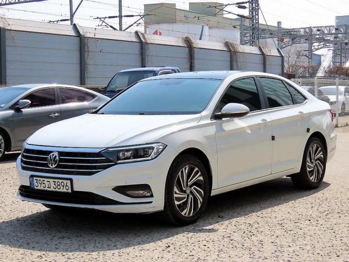 Volkswagen Jetta The 1.4 TSI Prestige 3