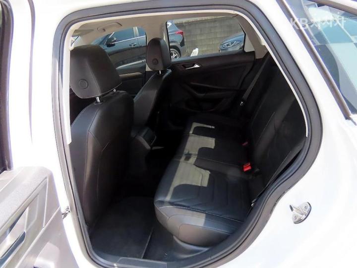 Volkswagen Jetta The 1.4 TSI Prestige 7