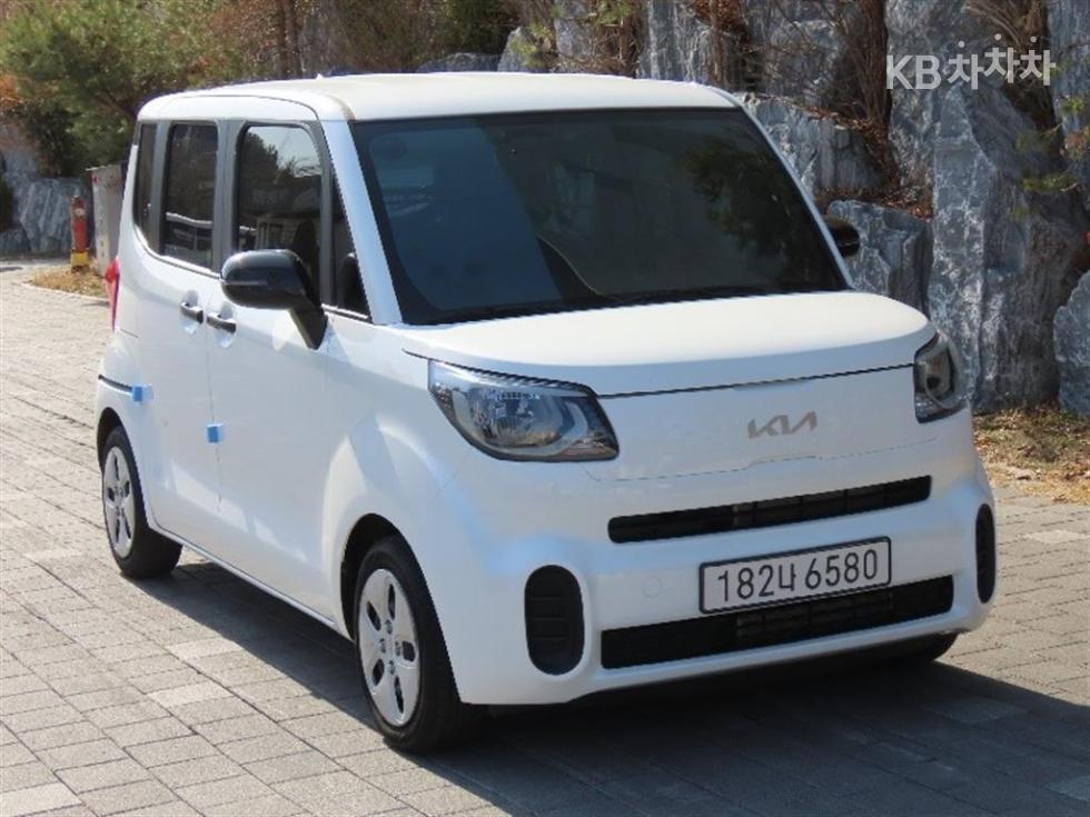 2022 - kia ray