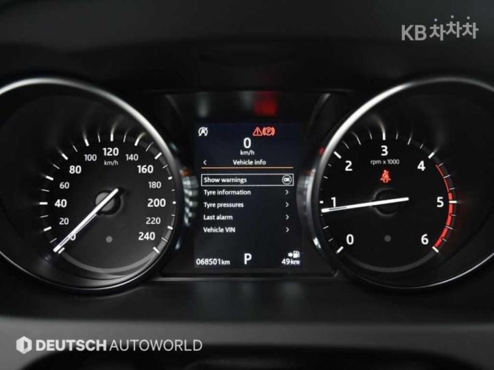 Land Rover Discovery Sport 2.0 TD4 SE 9