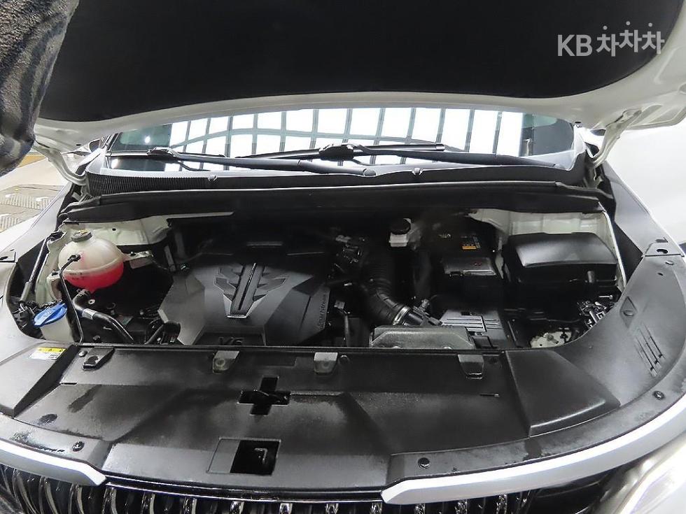 2022 - kia carnival