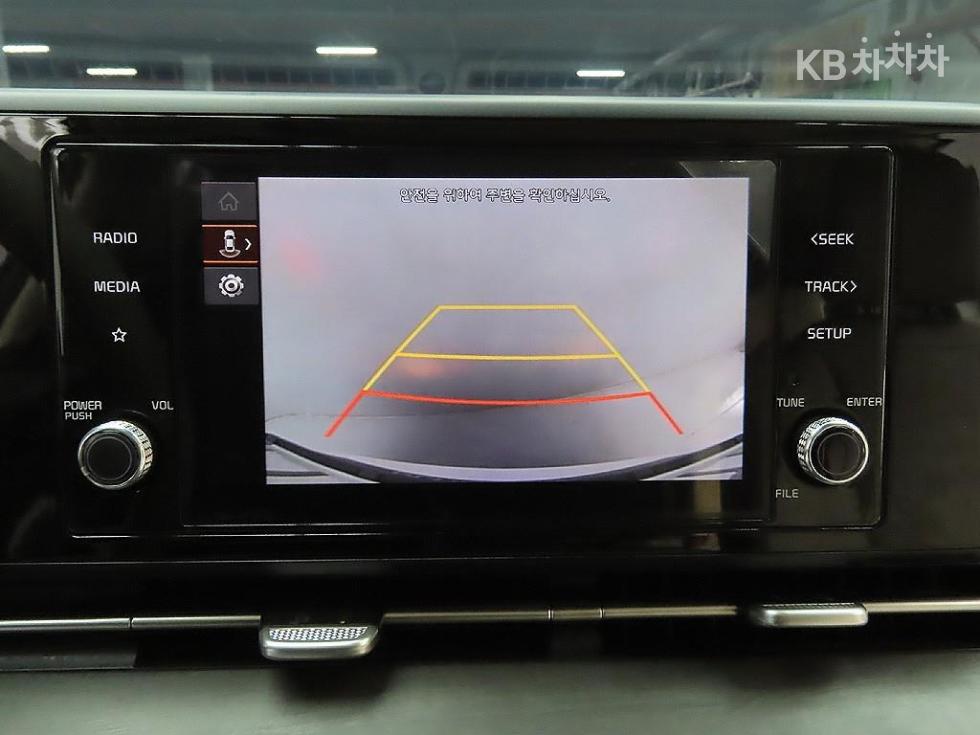 2022 - kia carnival