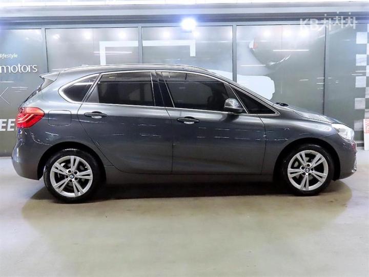 BMW 2 Series Active Tourer F45 Joy 4
