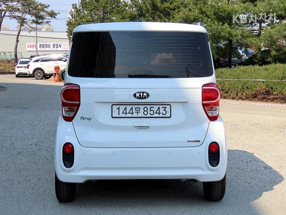2021 - kia ray