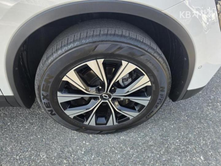 Renault QM6 New 2.0 LPe 2WD LE Signature 8