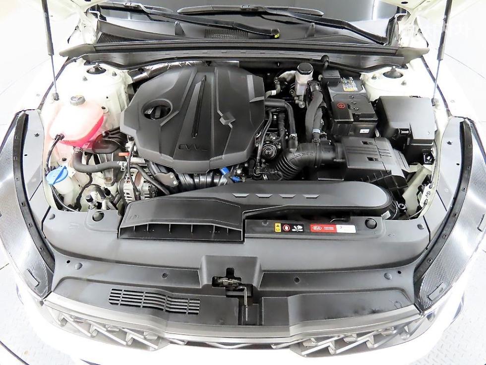 2021 - kia k5