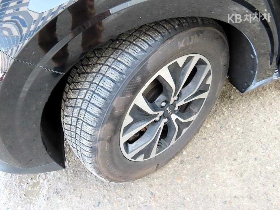 2023 - kia carnival