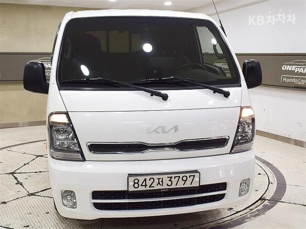 2023 - kia bongo iii