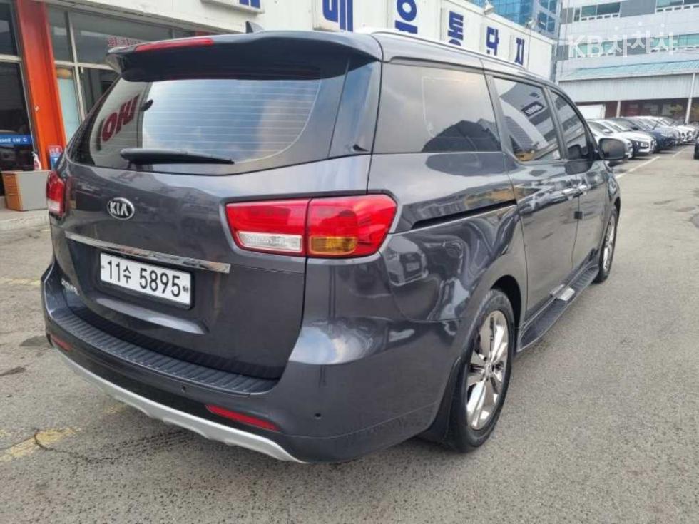 2016 - kia carnival
