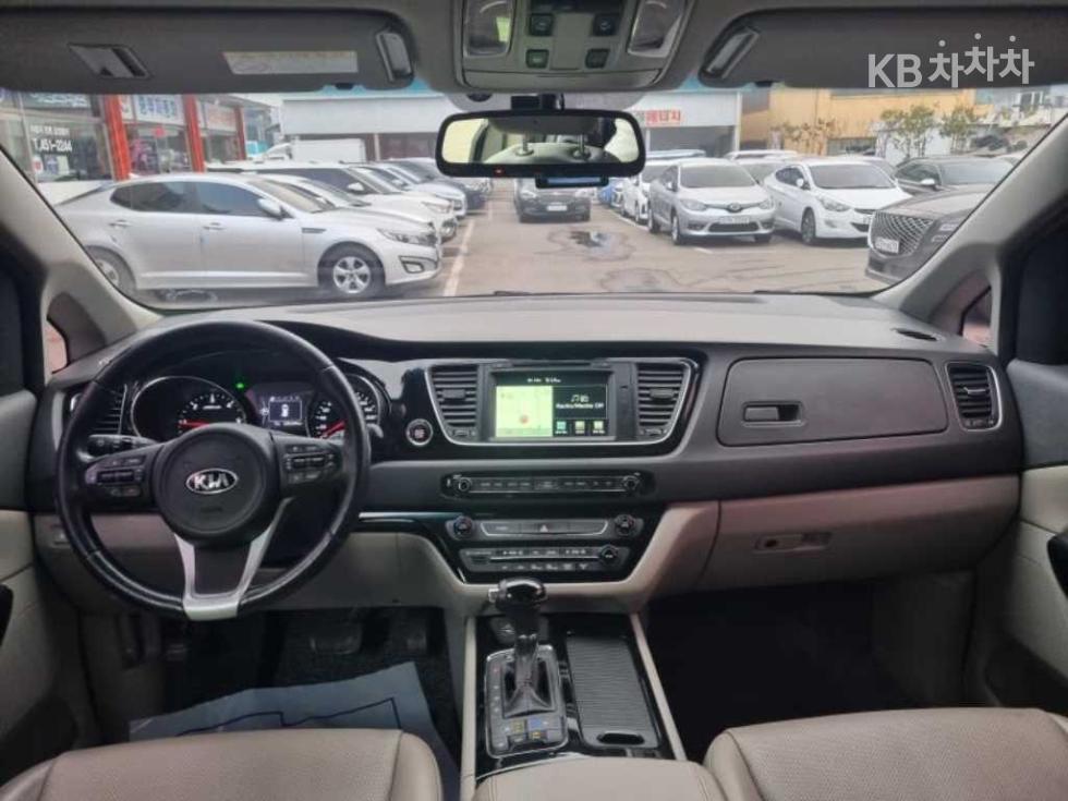 2016 - kia carnival