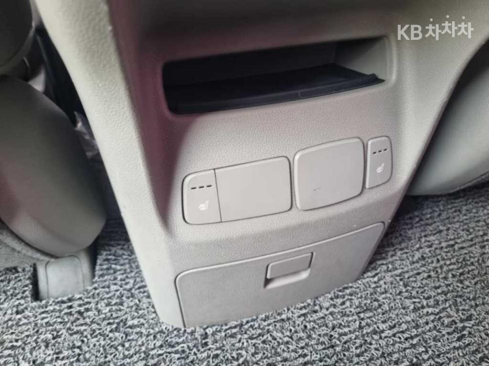 2016 - kia carnival