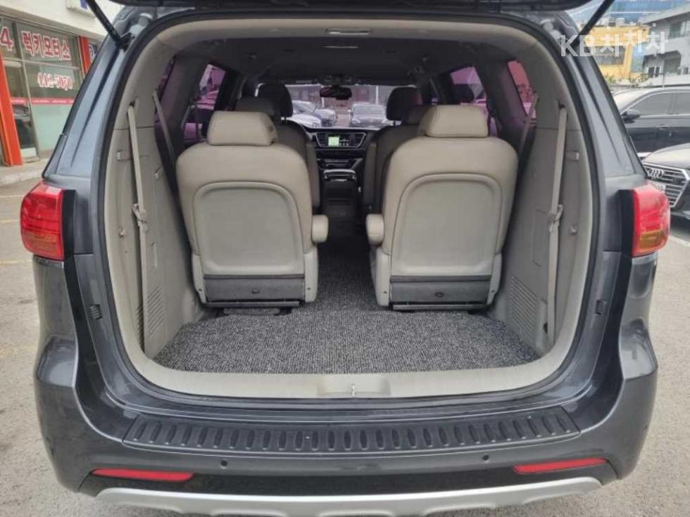 2016 - kia carnival