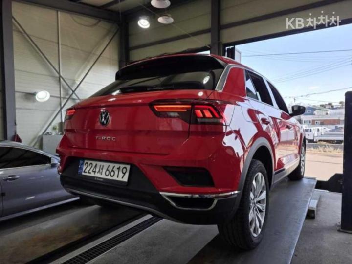 Volkswagen T-Roc 2.0 TDI Prestige 3