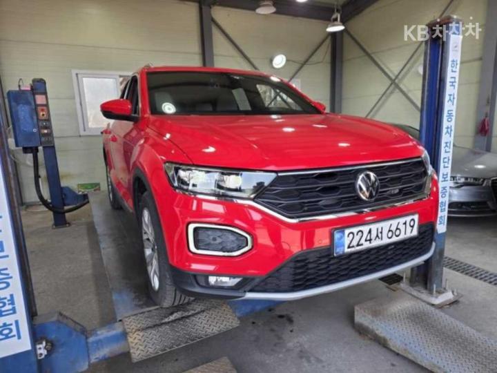 Volkswagen T-Roc 2.0 TDI Prestige 4