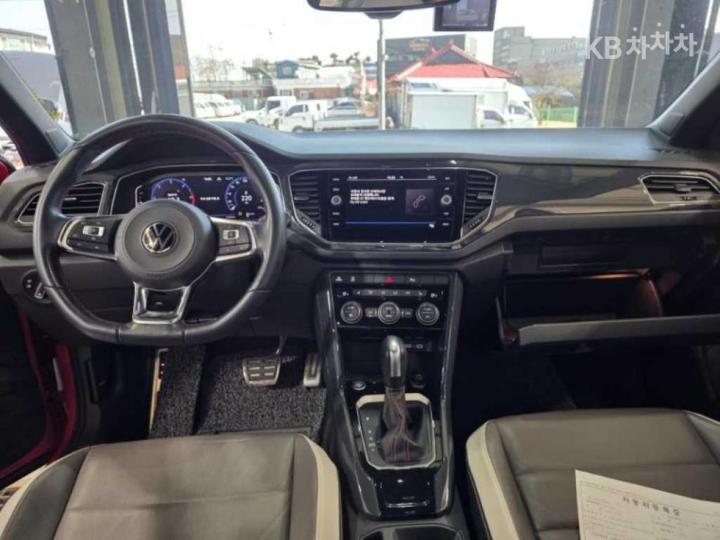 Volkswagen T-Roc 2.0 TDI Prestige 6