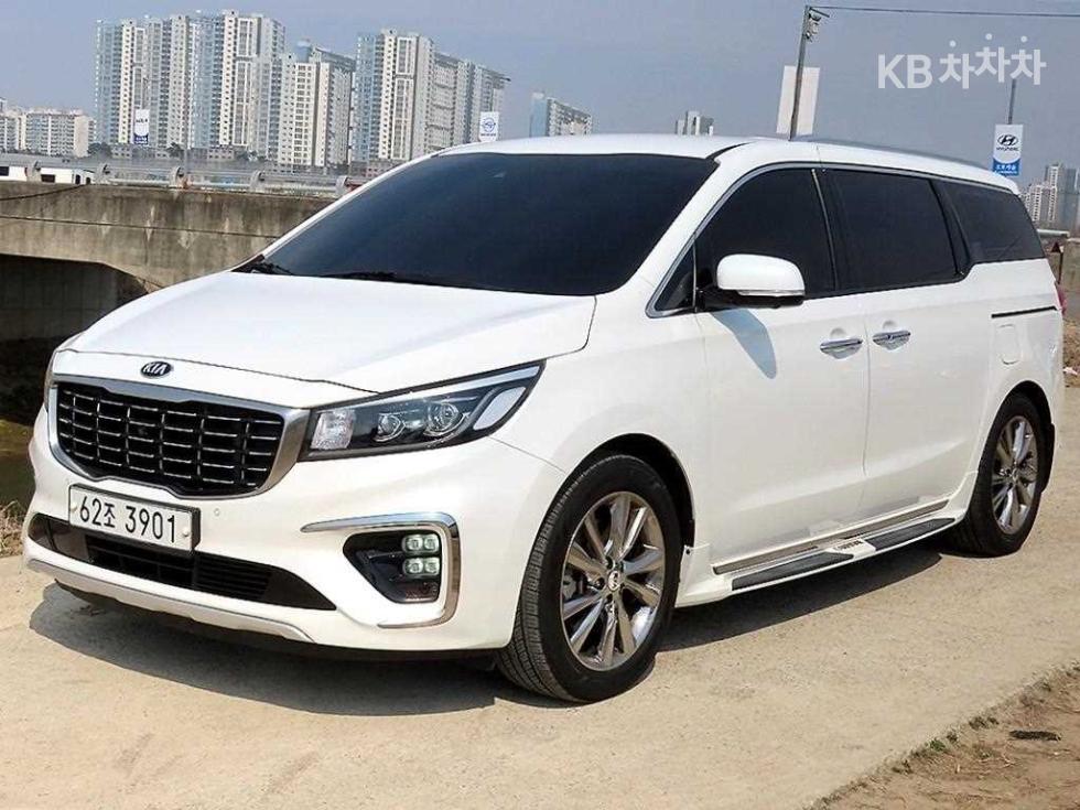 2019 - kia carnival