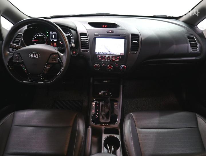 Kia K3 1.6 Gasoline Trendy Style 6