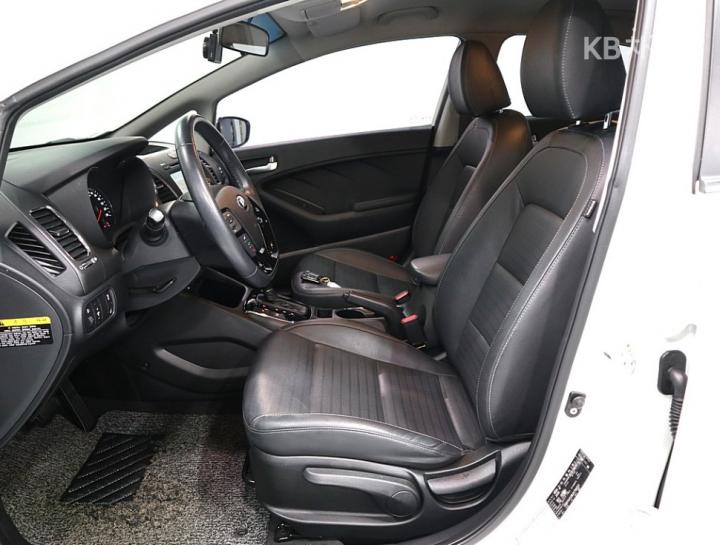 Kia K3 1.6 Gasoline Trendy Style 10