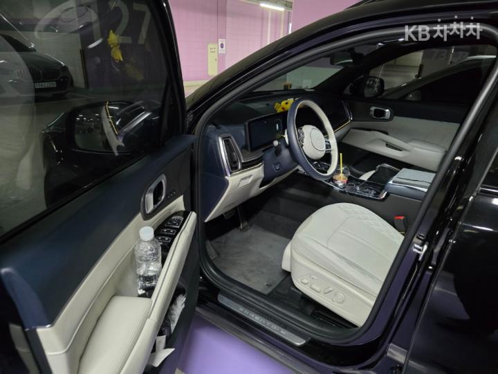 Kia Sorento Hybrid MQ4 1.6T HEV 2WD Signature Gravity 10