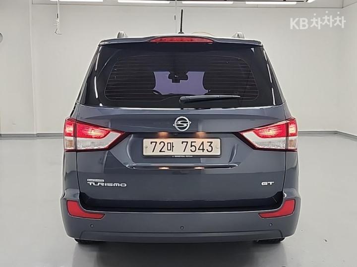 KG Mobility (Ssangyong) Korando Turismo 4WD GT 4