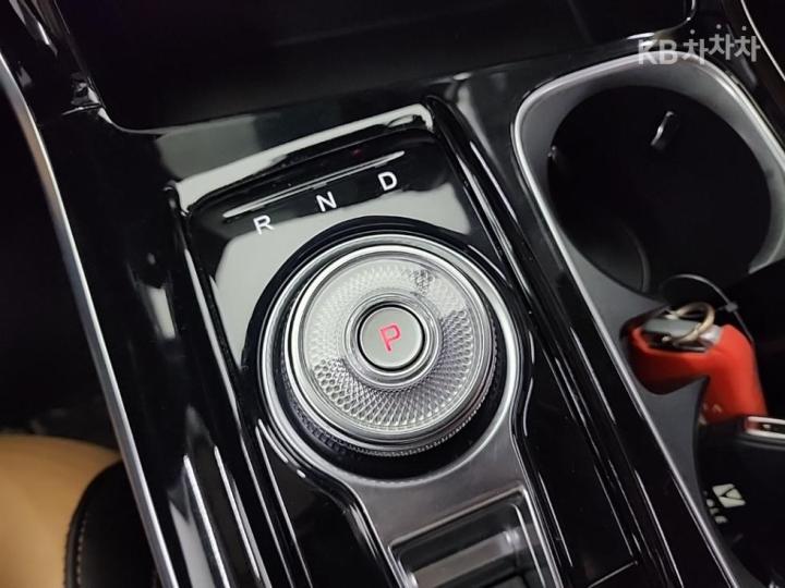 Kia Carnival D2.2 Signature 9