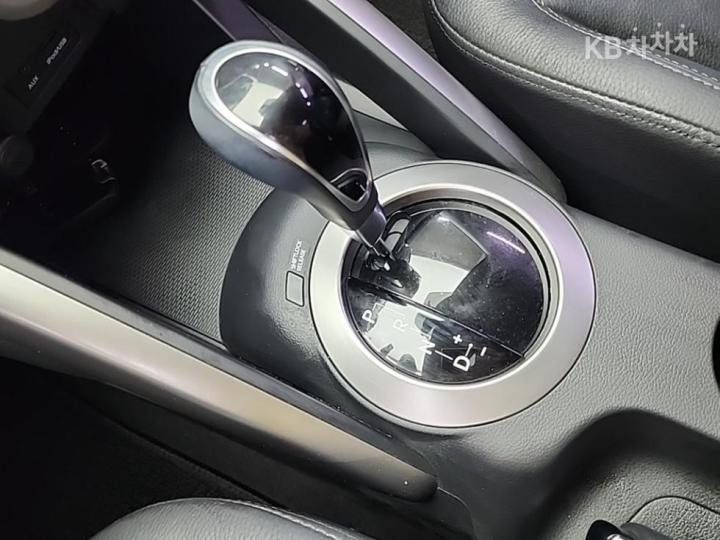 Hyundai Veloster Extreme 9