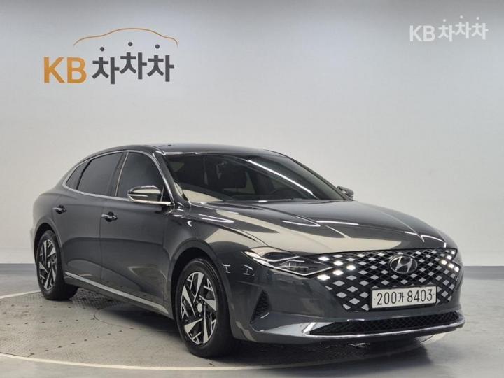 Hyundai Grandeur Hybrid 2.4 Premium 5