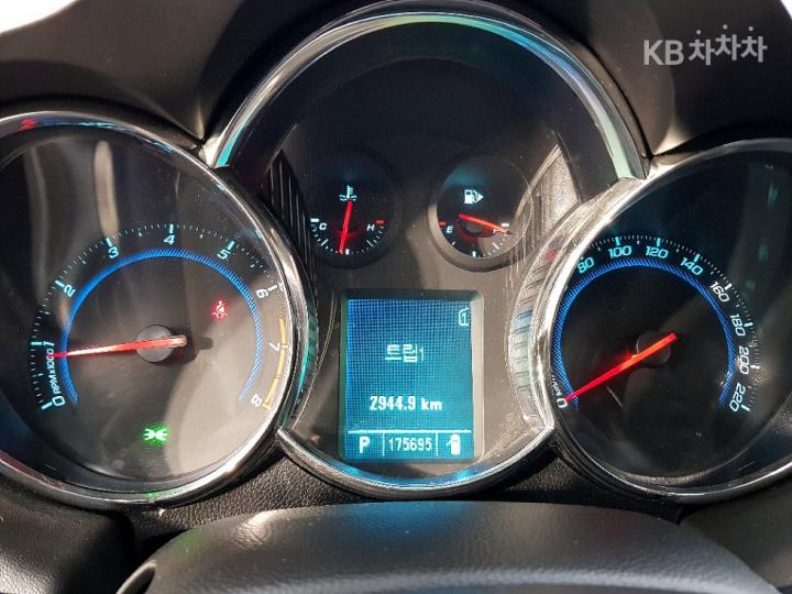 Chevrolet Cruze 1.8 LT+ Leather Package 8