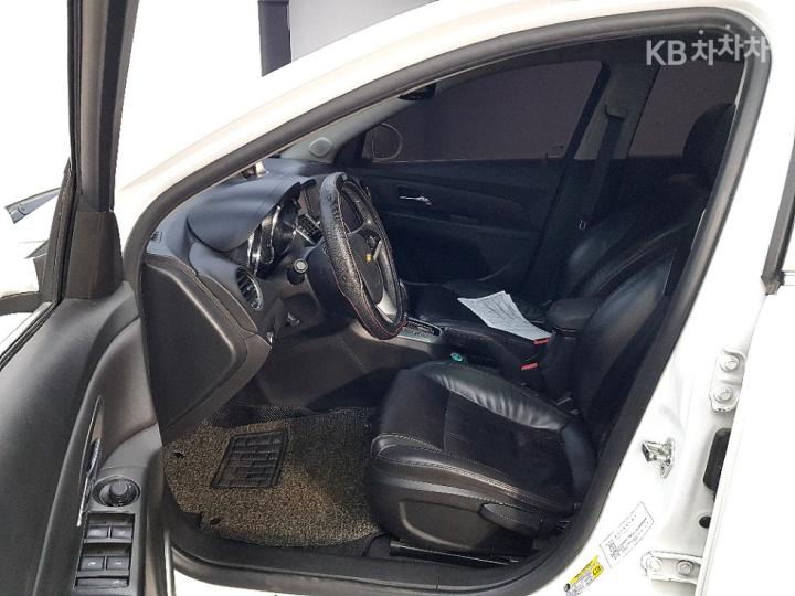 Chevrolet Cruze 1.8 LT+ Leather Package 9