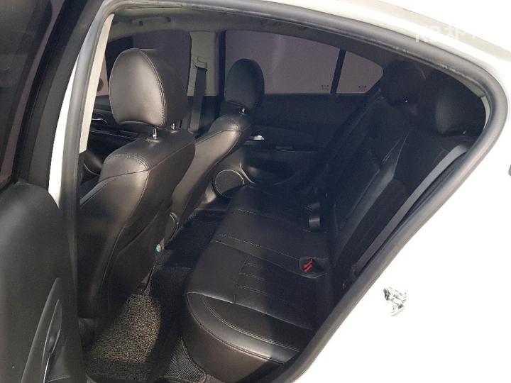 Chevrolet Cruze 1.8 LT+ Leather Package 10