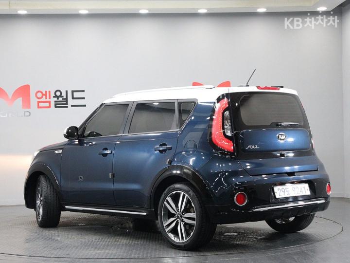 Kia Soul 1.6 Gasoline Prestige 5