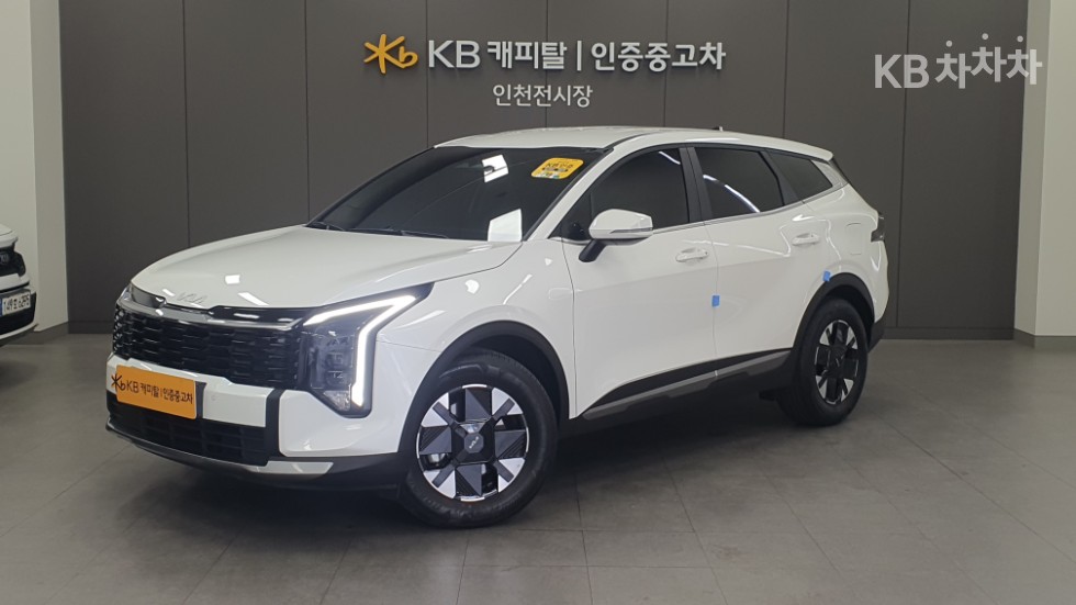 2025 - kia sportage